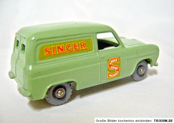 Matchbox RW No.59A Singer Van light green GPW RA  