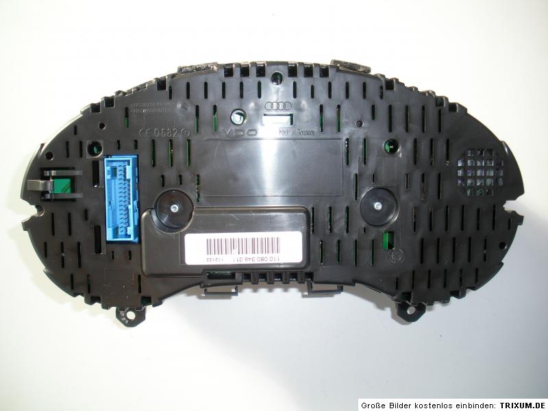 Audi TT 8J Schalttafel Tacho Kombiinstrument 8J0920930E